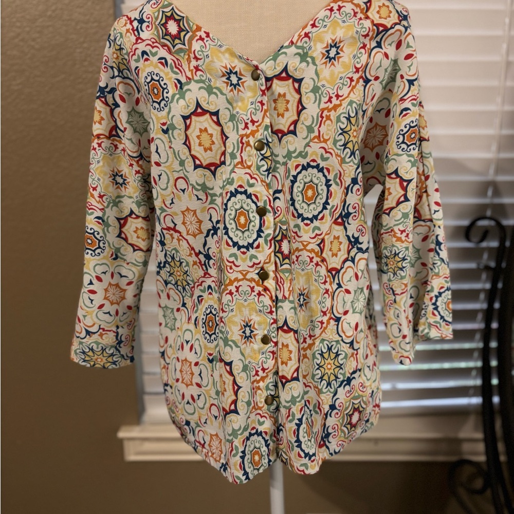 Cream Buttoned Blouse with 3/4 Sleeves